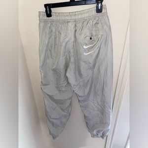 Nike windbreaker pants